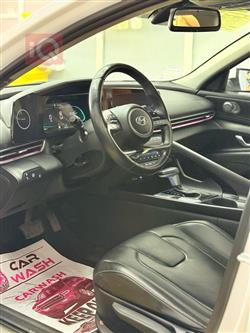 هیوندای ئەڤانتی